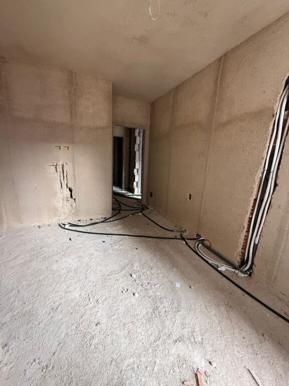 🏡 Shitet Apartament 1+1 – Univers City