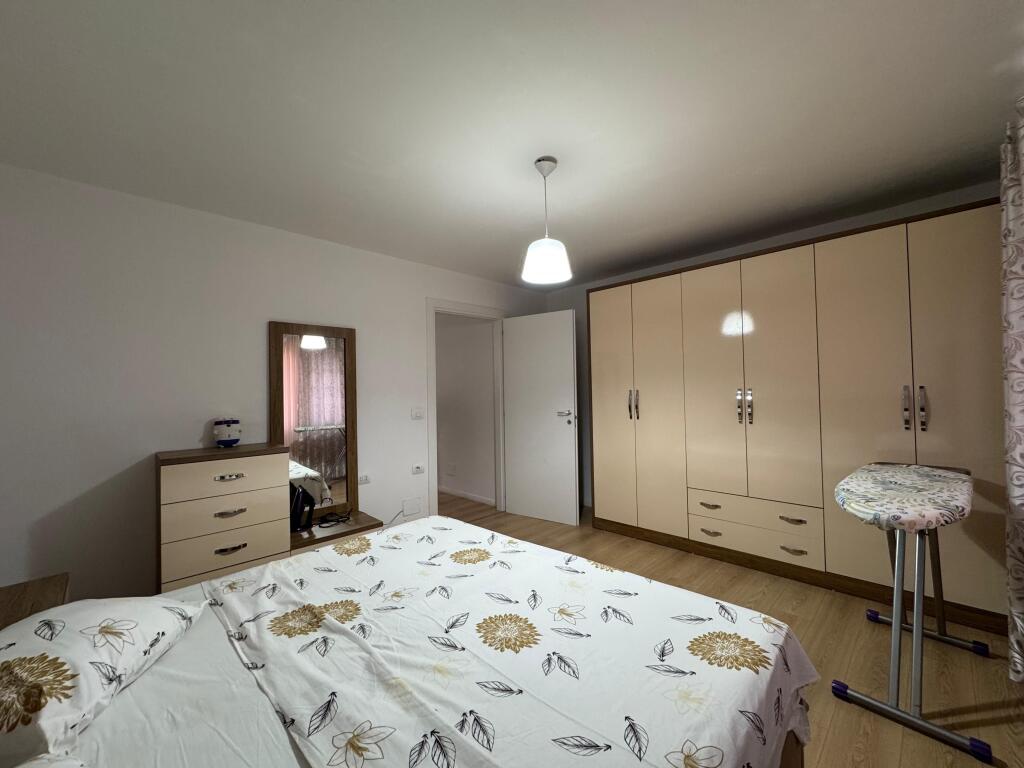 🏡 Jepet me qira apartament 1+1 📍 Pranë shkollës “Osman Myderizi”