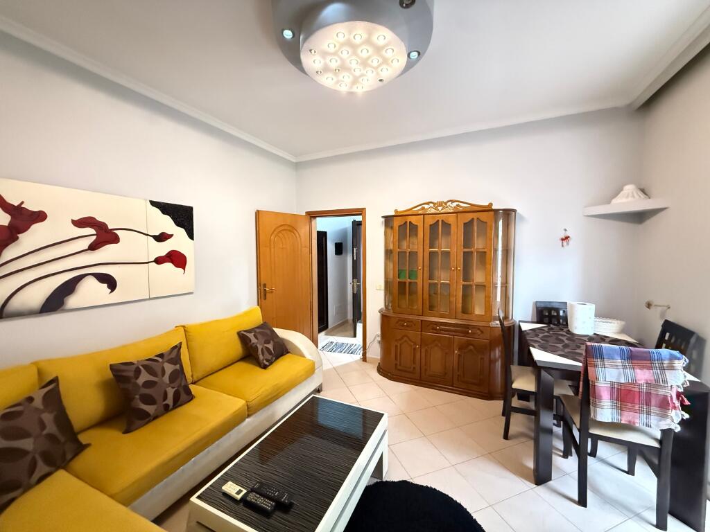 Apartment for rent on Iliria beach