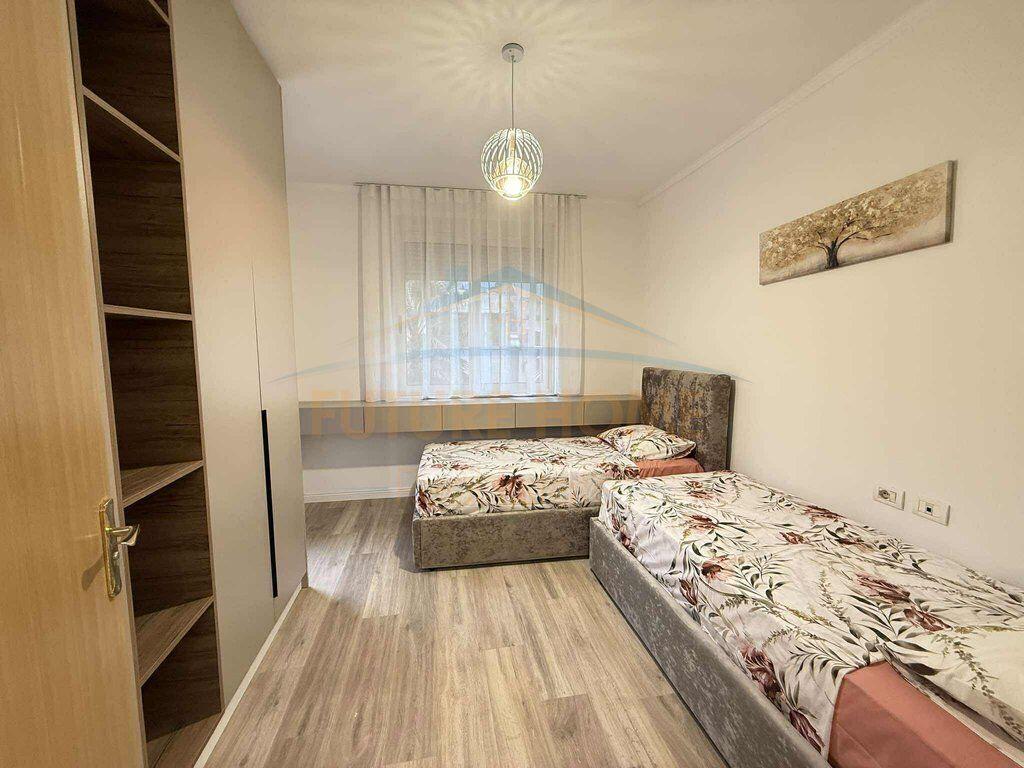 Shitet Apartament 2+1+2, Vila L , Tirane.