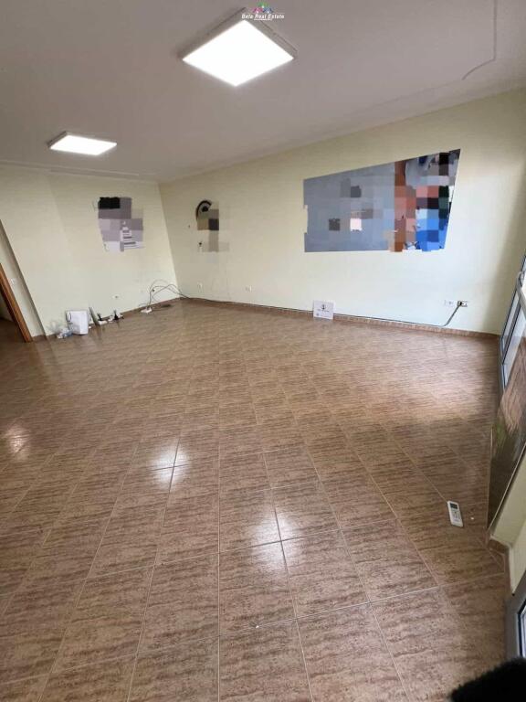 Office for rent at Zogu i Zi (ID BZ2156) Tirane