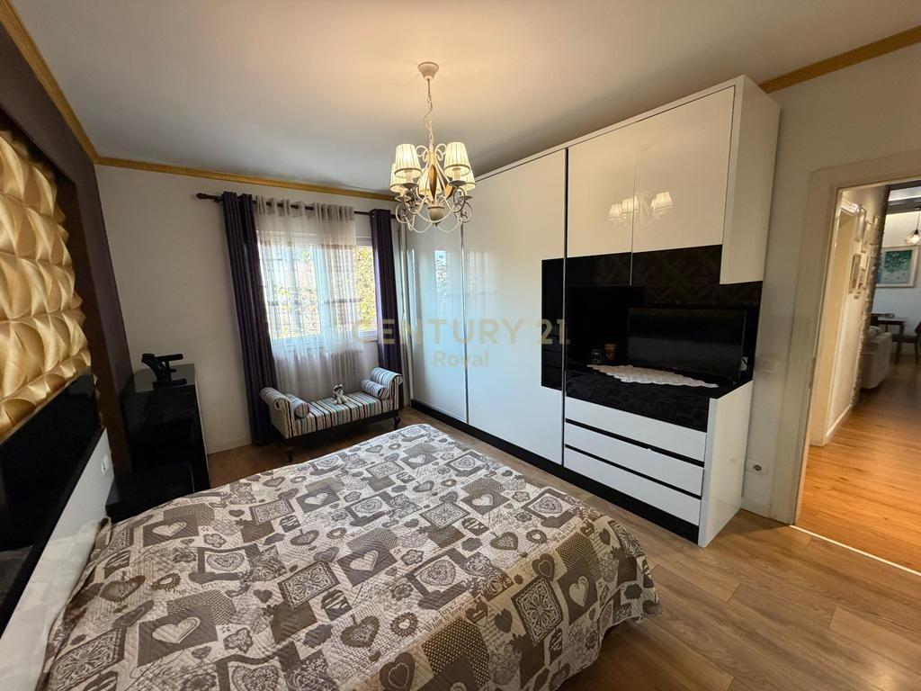 Furnished 3+1+2 apartment for sale in Ali Dem