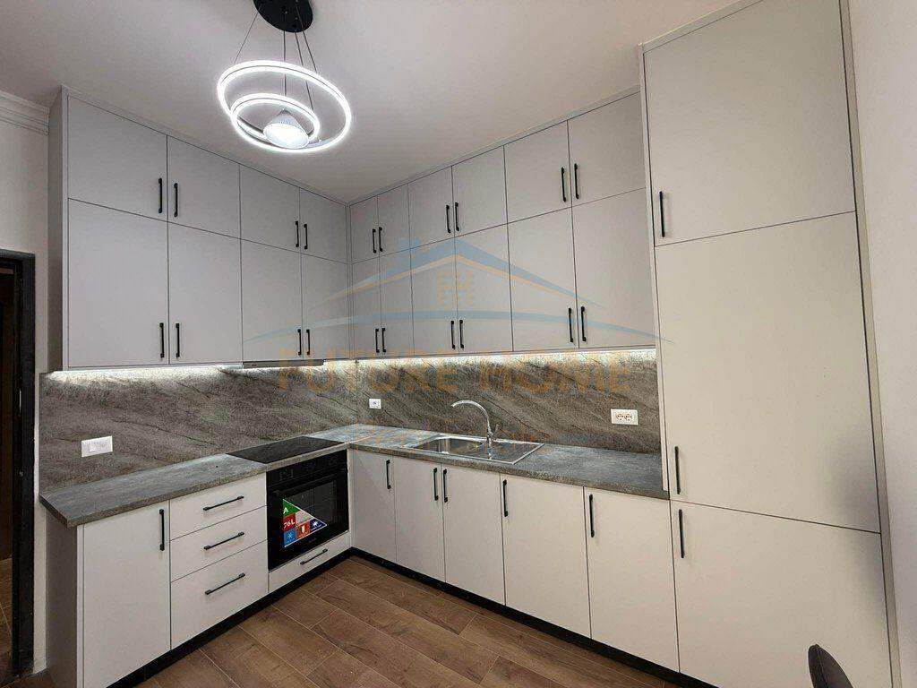 Qera , Apartament 1+1 Eagle Residence, Tirane 450 €,  UNA60590