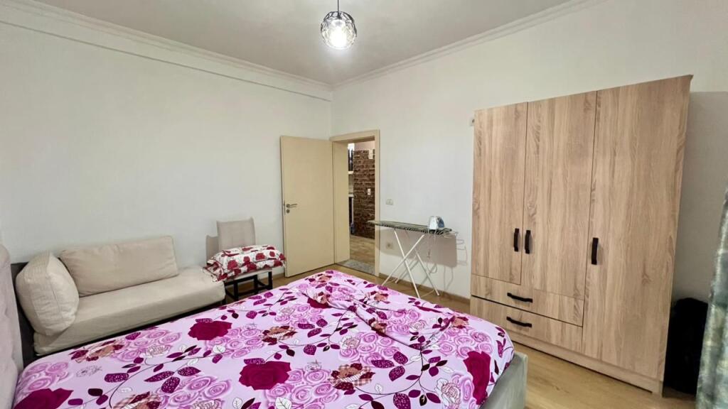 *Me Qera : 2+1+2Ballkone📍Zogu i Zi (Te Rrethrrotullimi⚡️) - 600€ - S.75m² - Kt.3 || I Mobiluar dhe Investuar se Fundmi🤯🔥 *