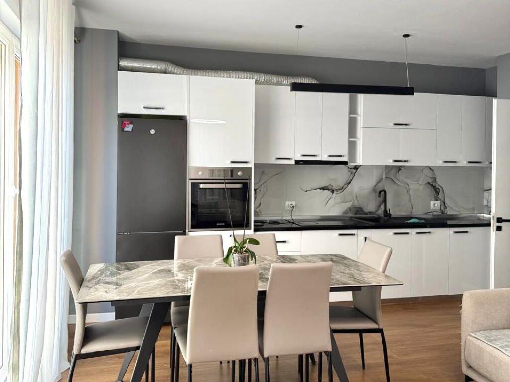 *Prima Volta in Affitto✨️: 2+1📍Nuovo Viale (Via Jordan Misja) - 700€ - Sup. 90m² - Qualità Premium e Arredamento Moderno🔥 *