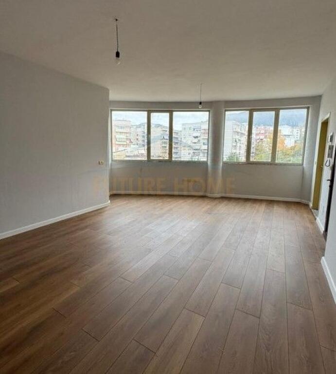 In vendita, Appartamento 1+1, Fresku, Tirana