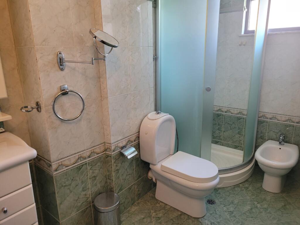 📌 Jepet me qira apartament 2+1+2 📍 Bllok prane Presidencës