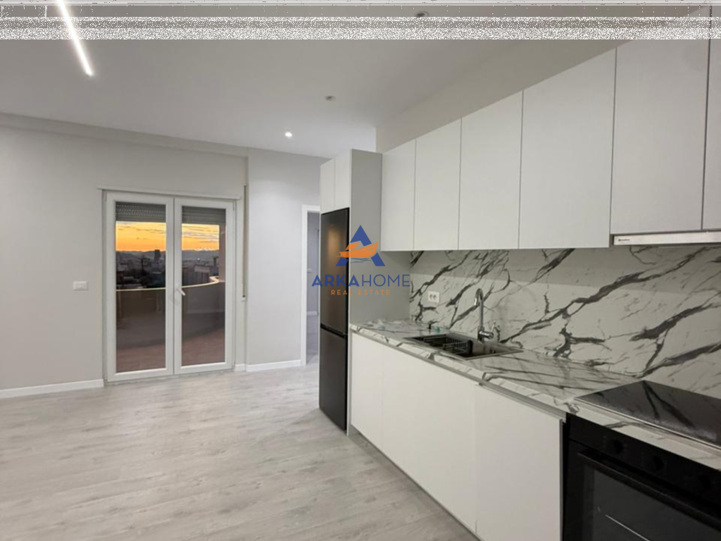 JEPET GODINE ME 16 APARTAMENTE ME QERA "KODRA E PRIFTIT,PRANE RRUGES GJON SIMONI" 6000 EURO/MUAJ