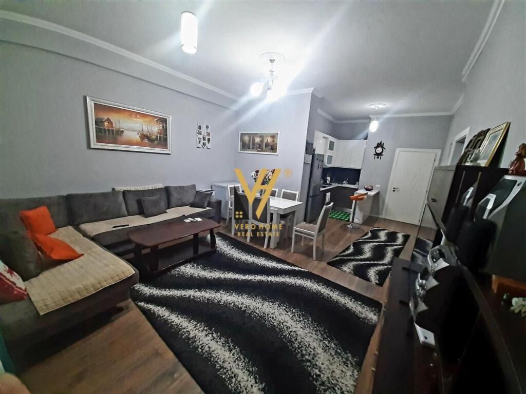 SHITET APARTAMENT 2+1+BLK TE FRESKU 145.000 EURO