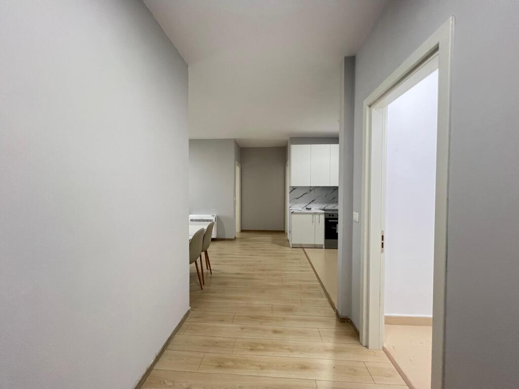 Jepet me qera 1+1 +🅿️ te Farmacia 10