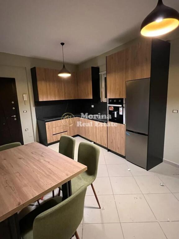 Qera,Apartament 2+1 ,Kopeshti Botanik, 700 Euro/Muaj