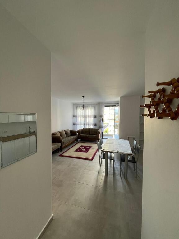 Apartament me Qera 2+1+2 Tek Kompleksi Zirkon (ID B2201342) Tirane.