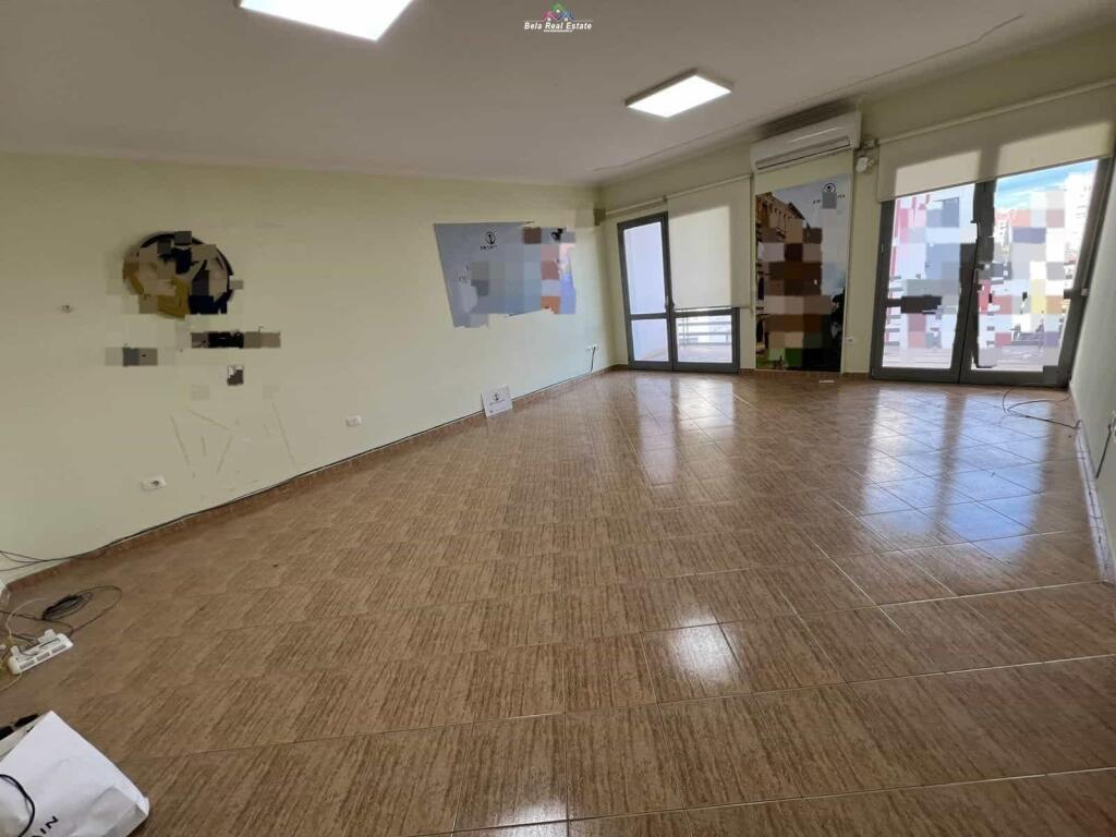 Office for rent at Zogu i Zi (ID BZ2156) Tirane