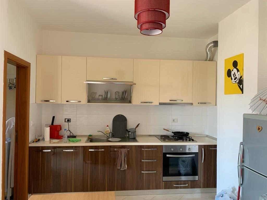 Apartament 1+1 me Qera Afatgjate, Lungomare, prane Ambasades Italiane Vlore