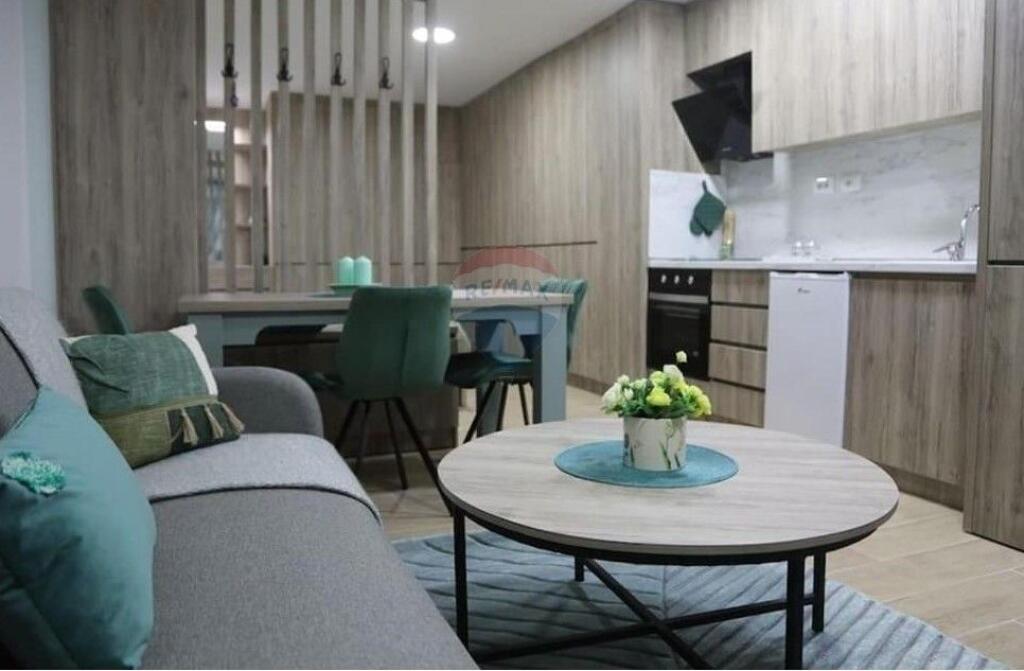 Shitet GAZONIERE - Pallatet Arabe ne Don Bosko