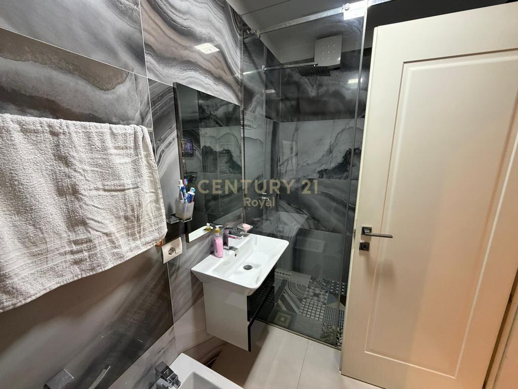 Furnished 3+1+2 apartment for sale in Ali Dem