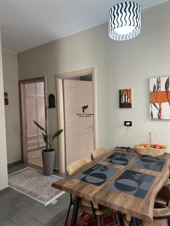 APARTAMENT ME QERA 2+1 SELITE 600 EURO