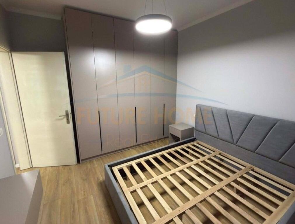 Shitet , Apartament 1+1 Unaza e Re , Tirane