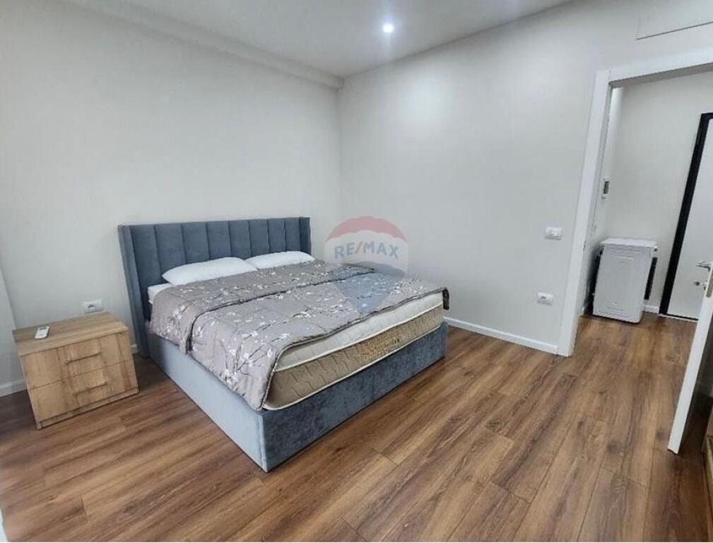 Apartament 1+1 me qira tek Pazari i ri