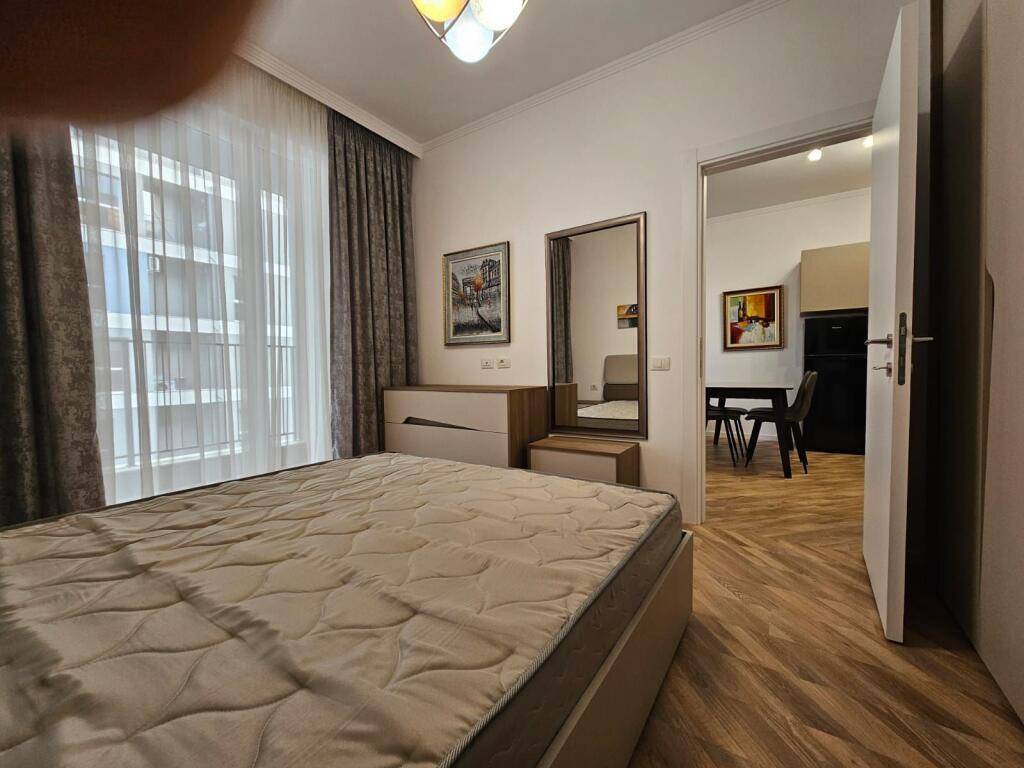 JEPET ME QERA APARTAMENT 1+1  UNIVESR CITY