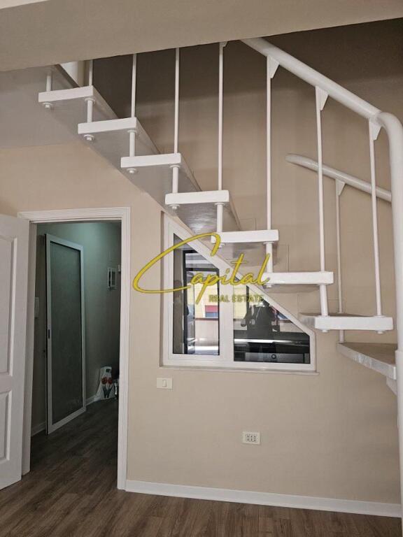 ZYRE ME QERA 130 M2 QENDER 1000 EURO