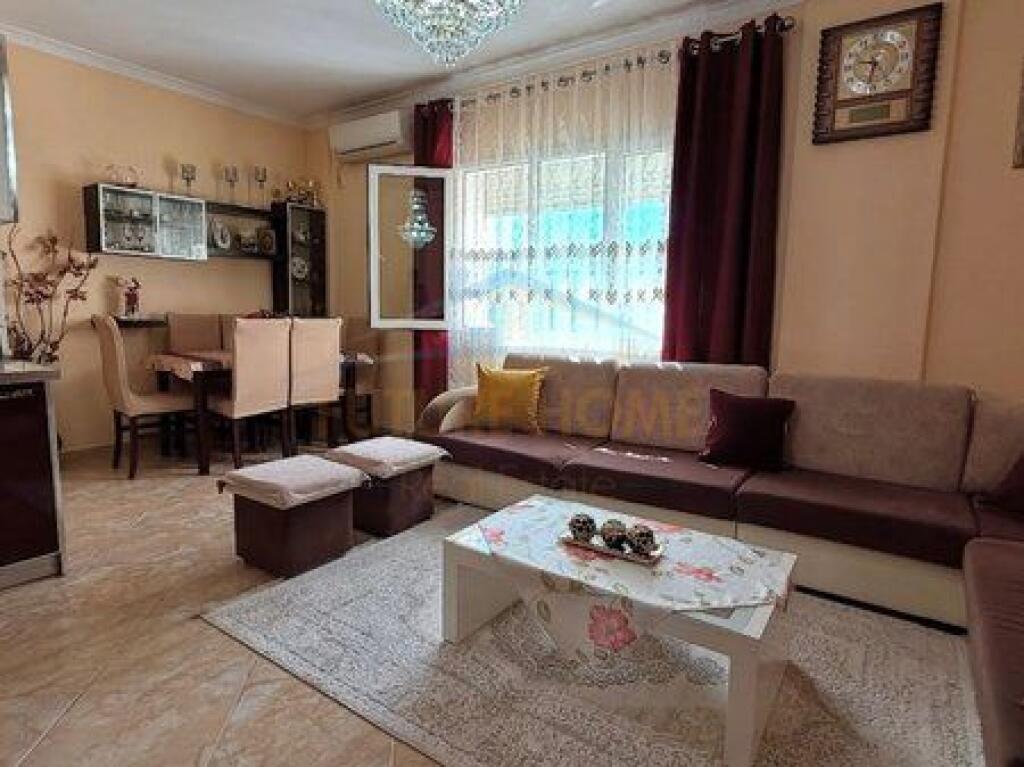 Shitet, Apartament 1+1, Jordan Misja, Tiranë