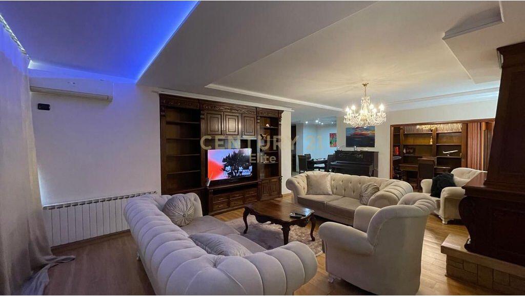 Rent – Apartment 2+1+2, Willson Square