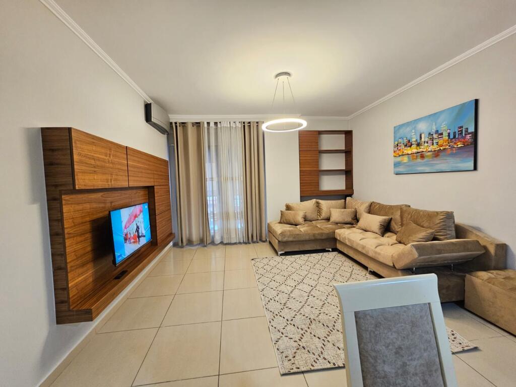Jepet me qira apartament 1+1 në Delijorgji 📍 Godina “Helenikoni”