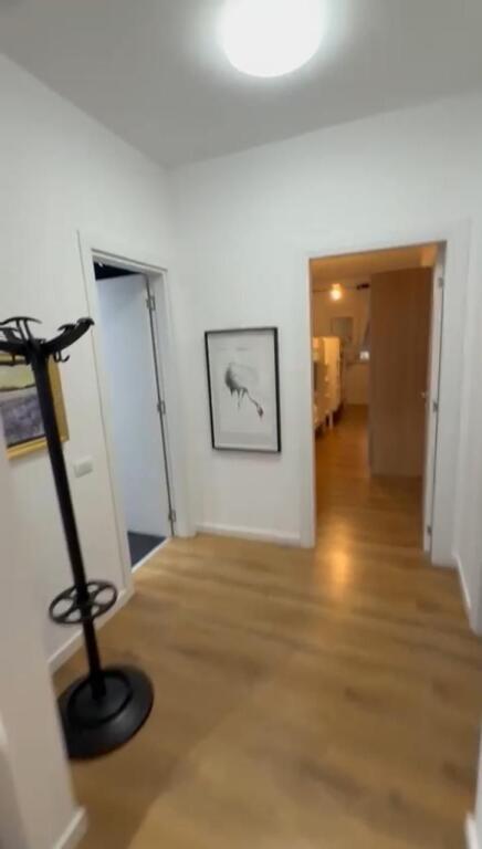 Shitet ap luksoz,komune e parisit,260.000 euro