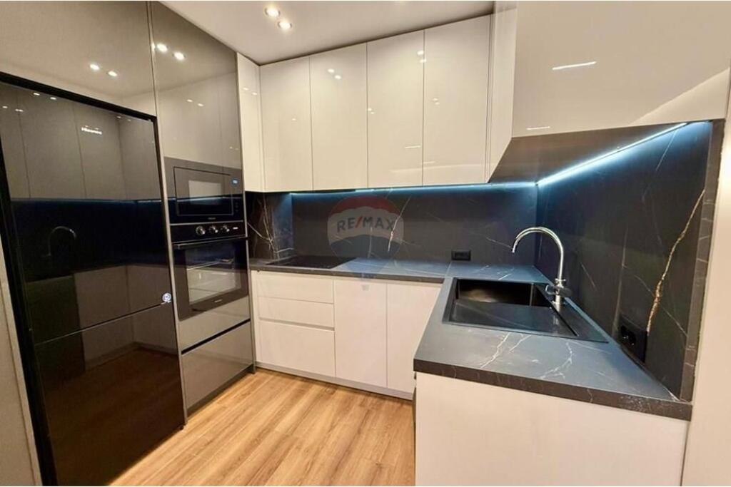 APARTAMENT 2+1+2 PËR QIRA ~Rr. Hoxha Tahsin, Tiranë