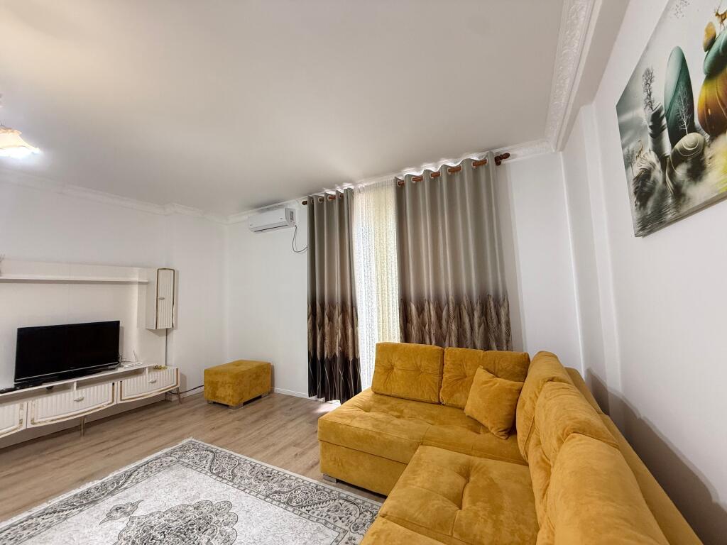 I rent out the apartment at the railway beach