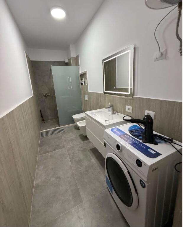 Jepet me qera apartament 1+1 prane Zogut te Zi