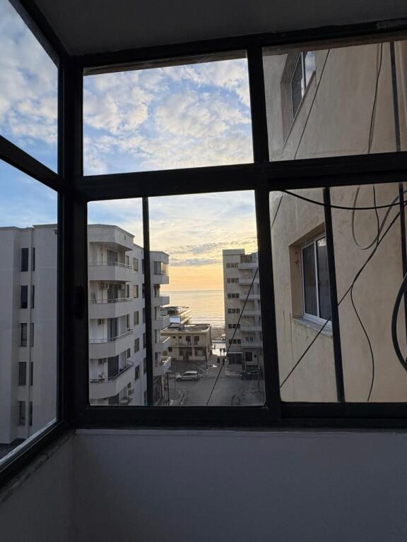 Jepet me qera super apartamente 1+1 me pamje deti