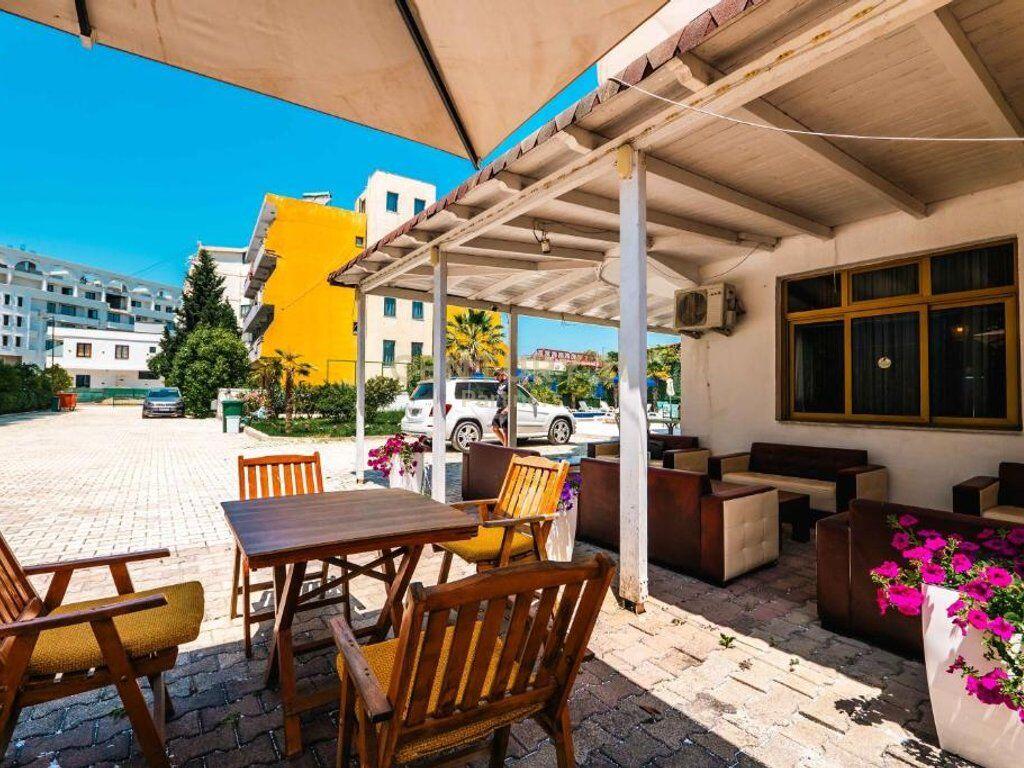 Ekskluzive – Hotel për Shitje në Golem