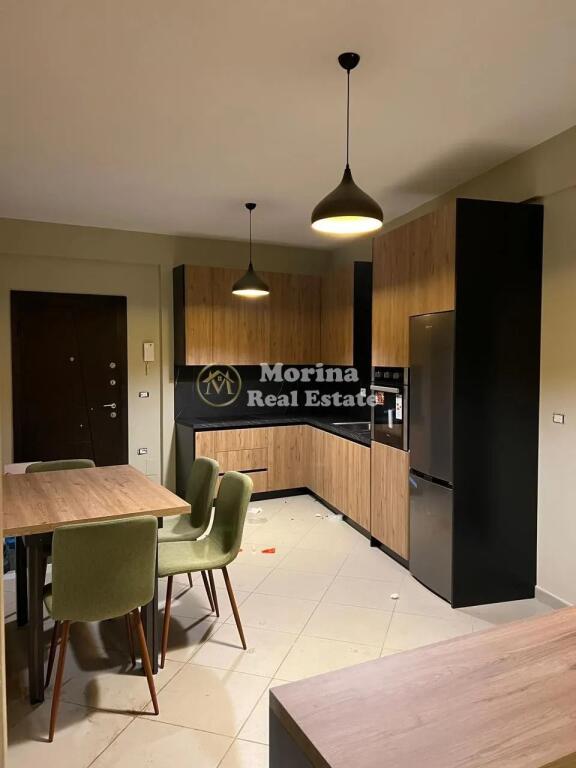 Qera,Apartament 2+1 ,Kopeshti Botanik, 700 Euro/Muaj
