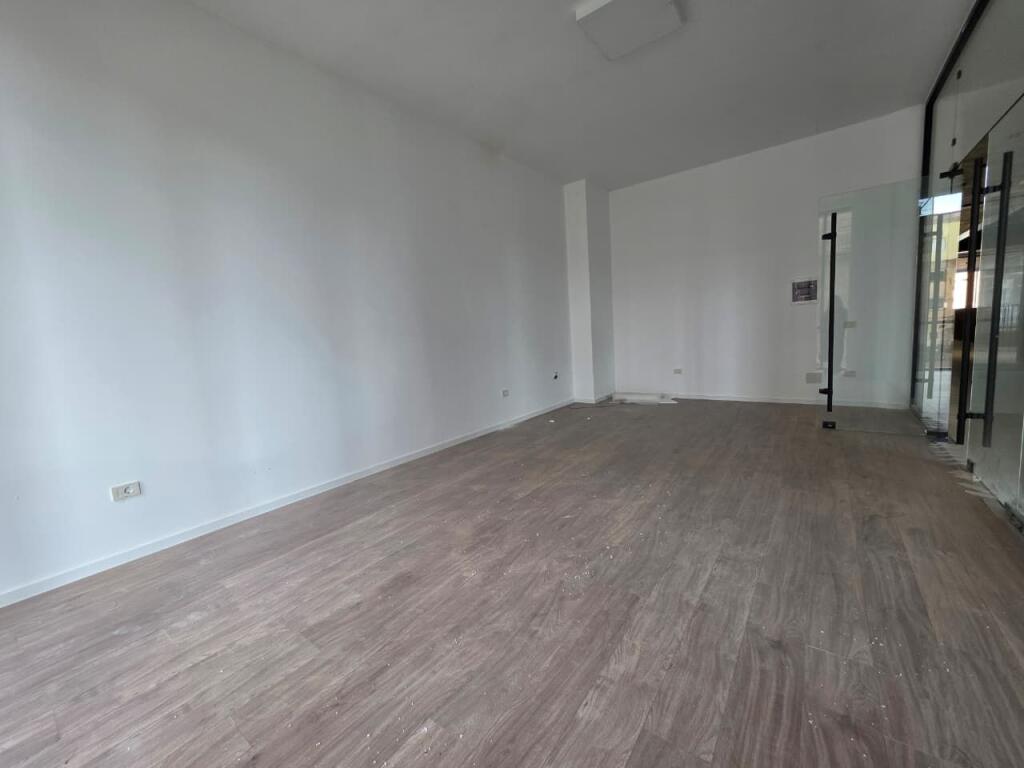 FOR RENT: Business Premises On The Main Road ✨️ Rez. Golden Tower, Mine Peza - Center📍| 800€ / Month 🔥