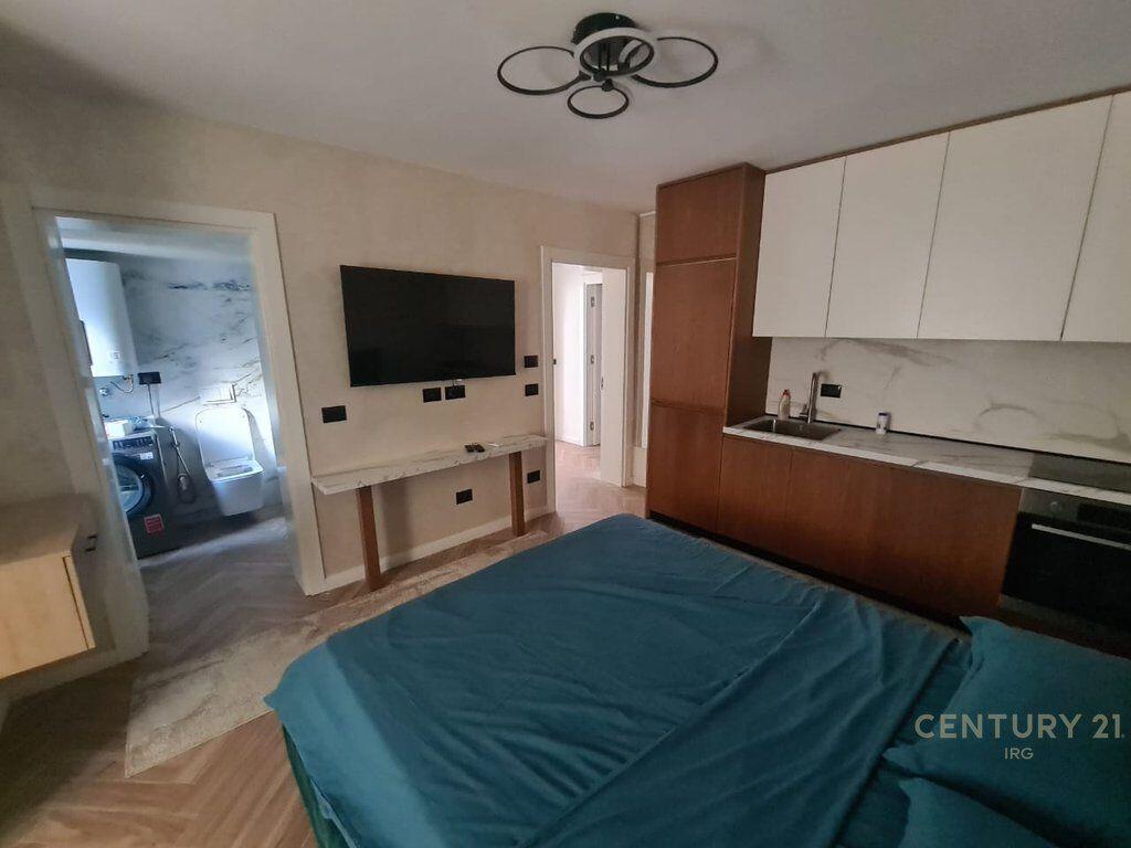 GARSONIERE TEK MYSLYM SHYRI! 400 € /Muaj Sip. Totale  30m2