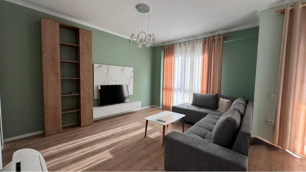 Apartament 2+1 me 2 Tualete + Parkim – Myslym Shyr, 100m²