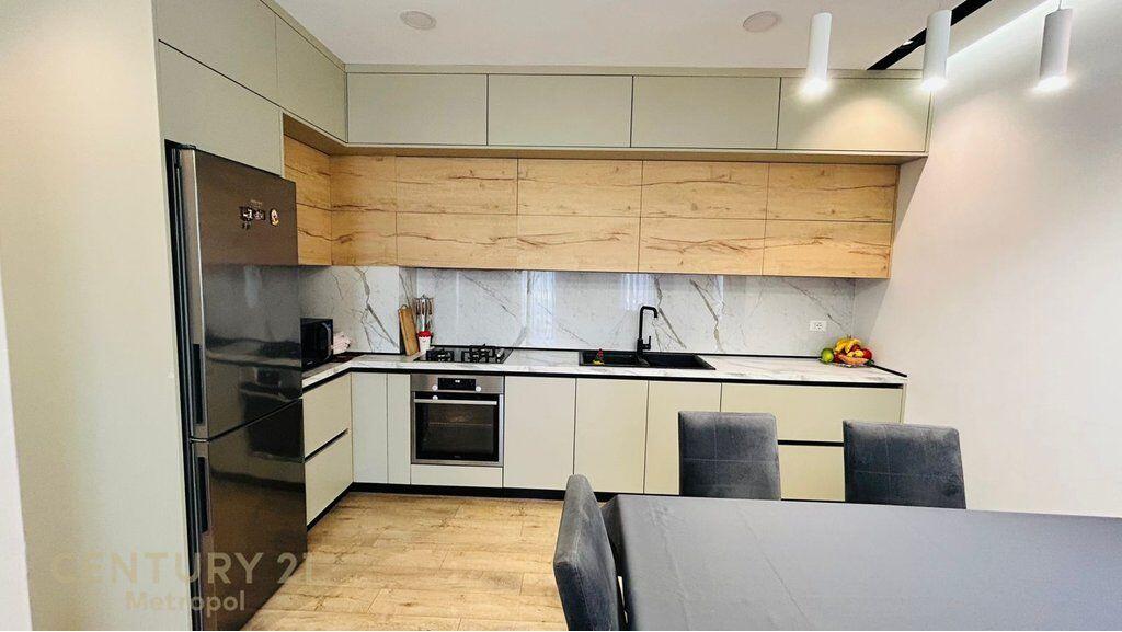 Apartment 1+1 for sale in Zogu i Zi
