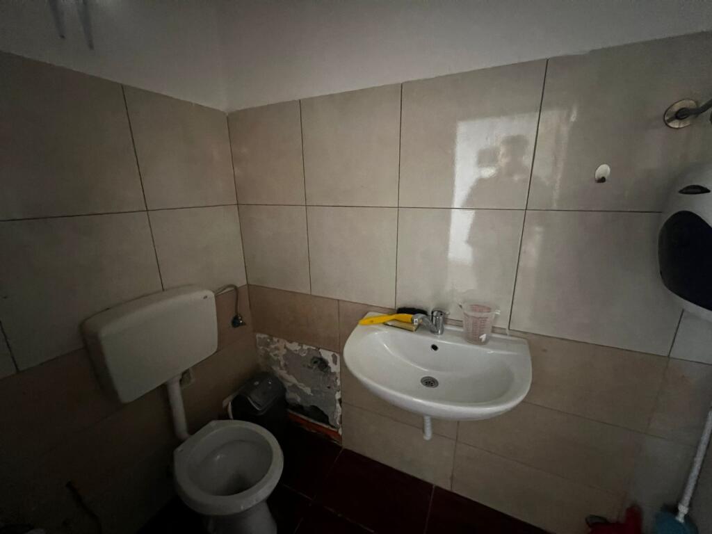 Ambient Biznesi me Qera Vjetore Vlore