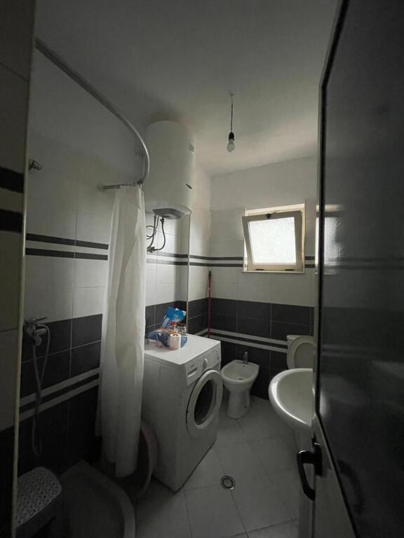 For rent 1+1 apartment on Kongresi i Tiranes Street, Mine Peza 50,000 lek!