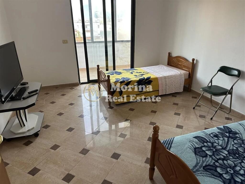 Apartament 3+2+3 ballkone, Kodra e Diellit, 600 Euro/muaj