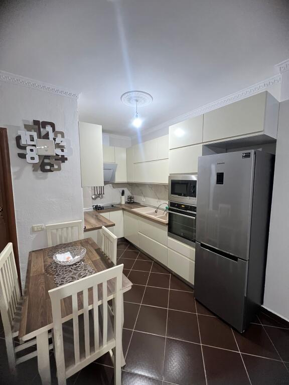 🏡 Apartment 1+1 for rent 📍 Fresk, near Thesari 🏢 3rd floor 💶 Price: 350 € 📞 Contact: