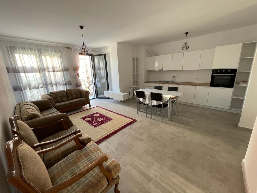 Apartament me Qera 2+1+2 Tek Kompleksi Zirkon (ID B2201342) Tirane.