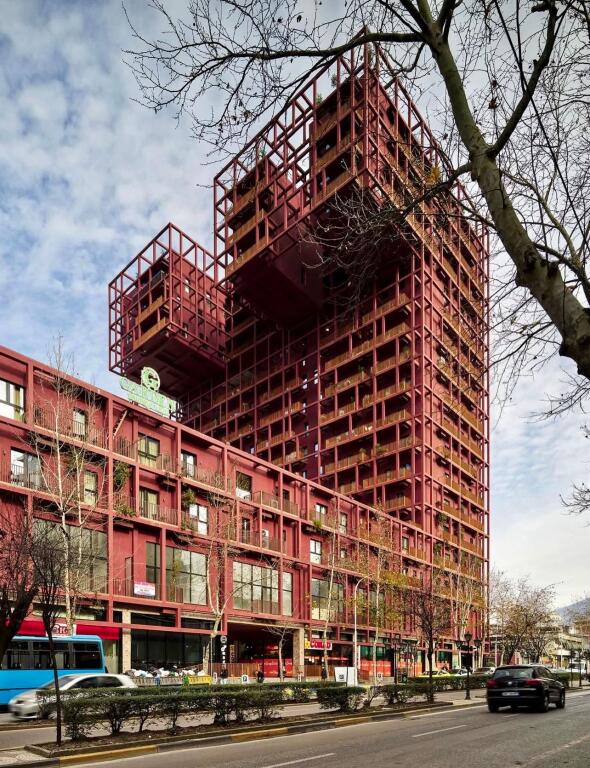 📣 BUSINESS Premises FOR RENT + Parking 📍 Tirana Garden Building, Near 21-Dhjetorit 🛣️ "Kavajes" Street ✨