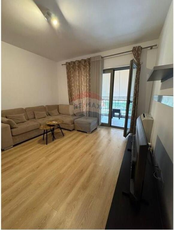 APARTAMENT 1+1 ME QIRA TE KOMPLEKSI DELIJORGJI