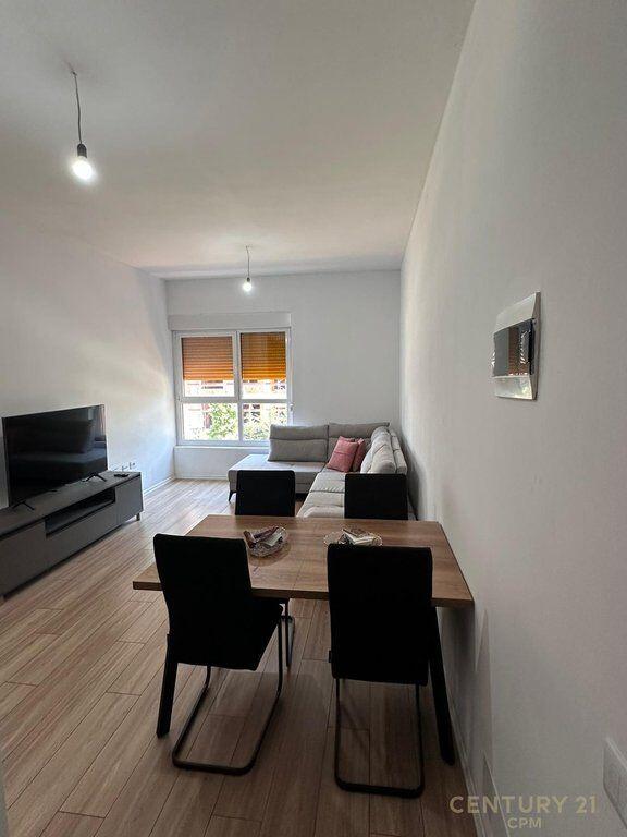 Shitet, Apartament 2+1, Kompleksi Mangalem, Tiranë. 130,000 €