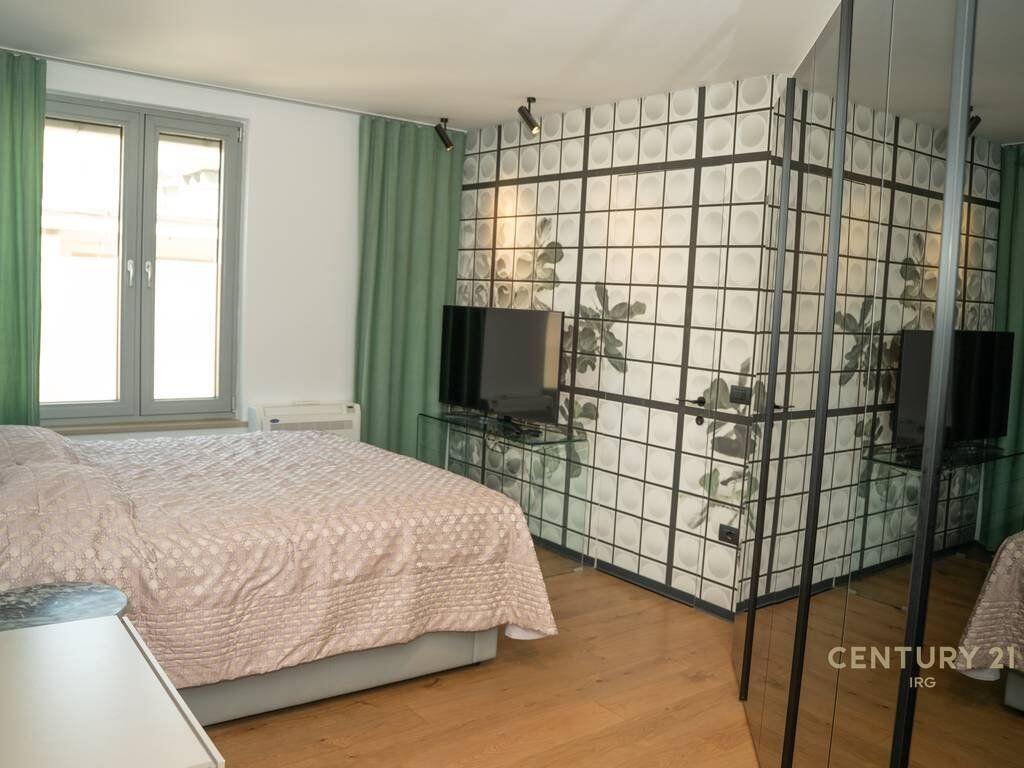 APARTAMENT 3+1 TEK STADIUMI DINAMO!! 1,600 € /Muaj Sip. Totale  134m2