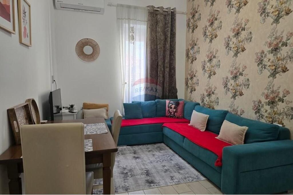 Apartment 1+1 for rent on Sami Frashëri Street, opposite the “Petro Nini” High School