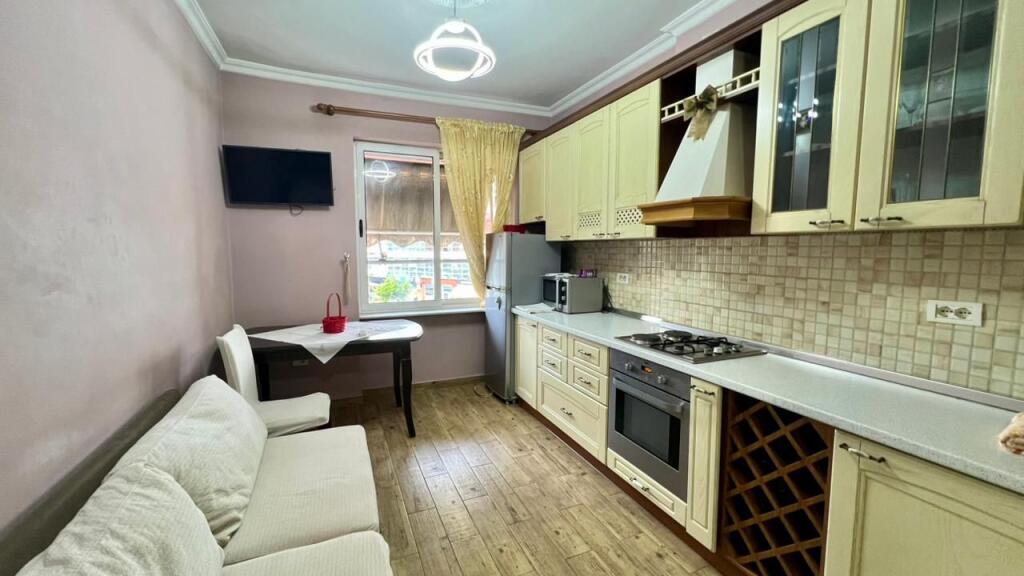 *Me Qera : 2+1+2Ballkone📍Zogu i Zi (Te Rrethrrotullimi⚡️) - 600€ - S.75m² - Kt.3 || I Mobiluar dhe Investuar se Fundmi🤯🔥 *